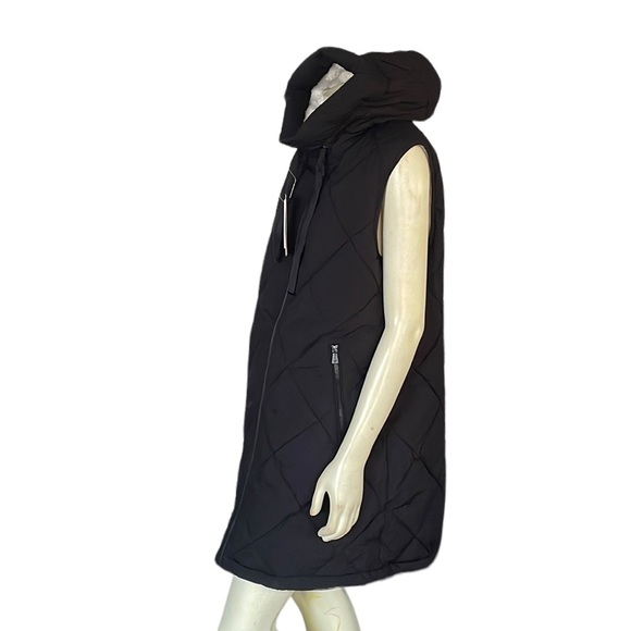 Koolaburra by UGG - Reversible Sherpa Long Vest - Picture 8 of 8